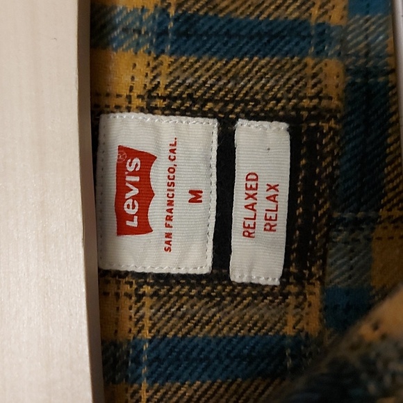 Levi's flannel work/skateboarding shirt - Picture 6 of 10